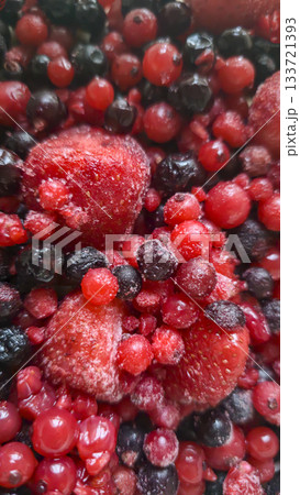 Frozen fruit. Fruit mix of currants and strawberries. Preserves for the winter. 133721393