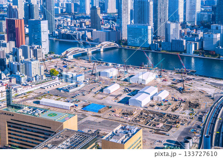 日本の東京都市景観 新時代へ。築地市場跡地などを望む。再開発へ…＝14日 133727610