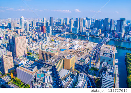 日本の東京都市景観 新時代へ。築地市場跡地などを望む。再開発へ…＝14日 133727613