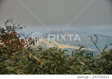 氷ノ山　登山の風景 133728225