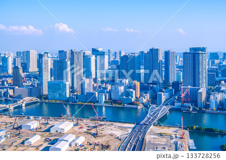 日本の東京都市景観 新時代へ。築地市場跡地などを望む。再開発へ…＝14日 133728256