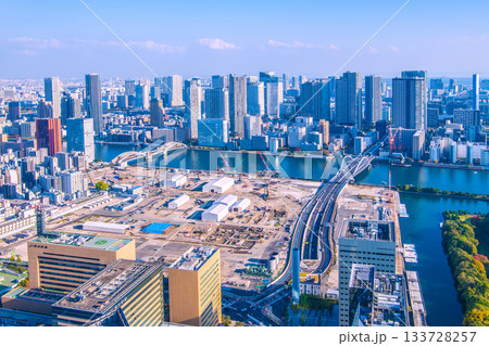 日本の東京都市景観 新時代へ。築地市場跡地などを望む。再開発へ…＝14日 133728257