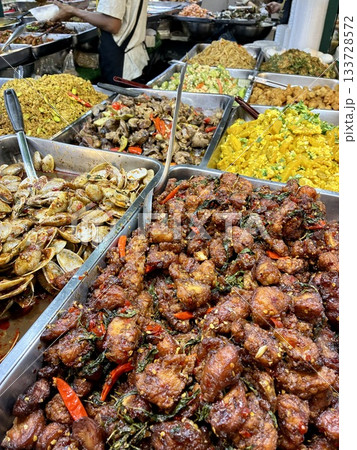 タイの屋台のご飯 タイの屋台のご飯 133728572