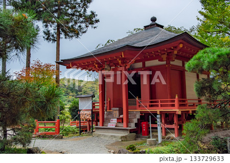 岩手県平泉町 達谷窟毘沙門堂 蝦蟆ヶ池辯天堂 岩手県平泉町 達谷窟毘沙門堂 蝦蟆ヶ池辯天堂 133729633