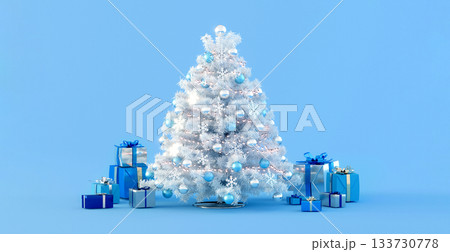 白いクリスマスツリーとプレゼント　ブルーの背景	 133730778