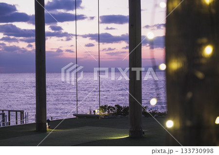 [幸せのパンケーキ 淡路島テラス]大きなブランコ 133730998