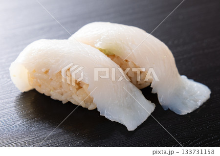 おいしい真いか握り鮨 133731158