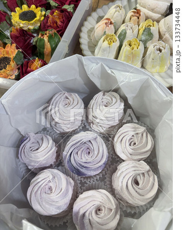 Homemade marshmallow of different types, Marshmallow flowers, tulips and roses, Hat box with classic marshmallow Homemade marshmallow of different types, Marshmallow flowers, tulips and roses, Hat box with classic marshmallow 133734448