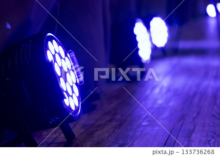 beams of stage lighting illuminate the stage of the hall before the performance beams of stage lighting illuminate the stage of the hall before the performance 133736268
