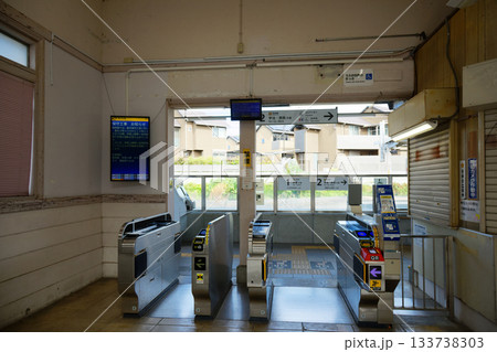 JR桃山駅　改札 133738303