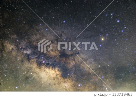 春の星野写真　天の川とさそり座 133739463