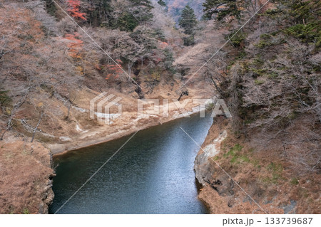 栃木県箒川上流の風景 栃木県箒川上流の風景 133739687