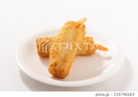 えび巻き　かまぼこ（魚肉練り製品） 133740263