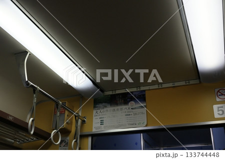 電車 133744448