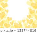 黄色いハートの模様のイラスト背景 133744816