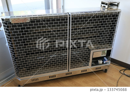 ストーブ 133745088