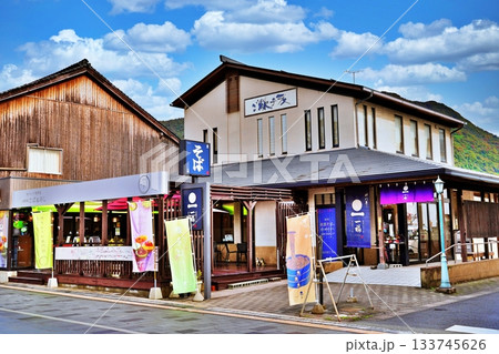 出雲大社 神門通りの街並み 133745626