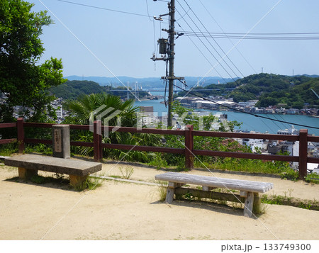 広島県尾道市 尾道水道と尾道の町並み 広島県尾道市 尾道水道と尾道の町並み 133749300