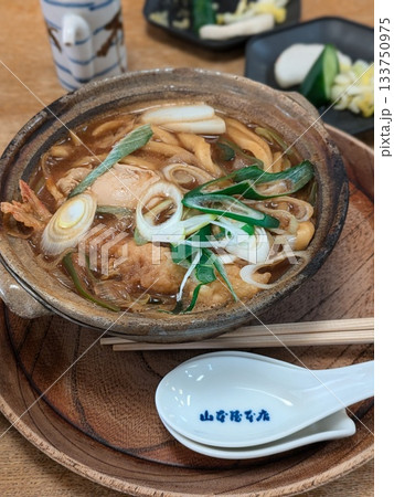 名古屋名物　味噌煮込み 133750975