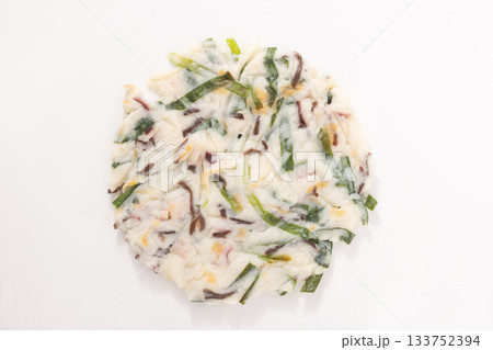 練りイカチヂミ（魚肉練り製品） 133752394