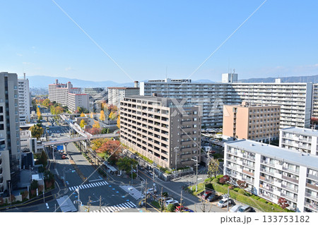 千里ニュータウンの桃山台から竹見台と新千里南町の風景 千里ニュータウンの桃山台から竹見台と新千里南町の風景 133753182