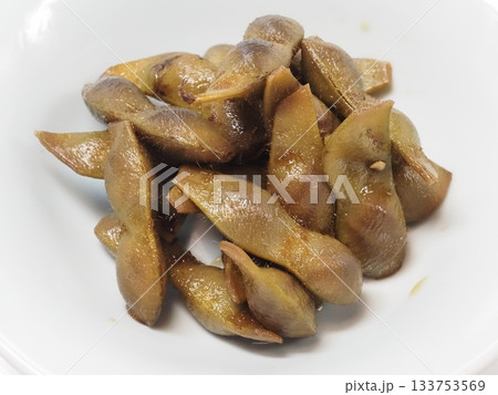 黒豆の枝豆、妻の手作り家庭料理、家庭で楽しむ夕ご飯、幸せ家族 133753569