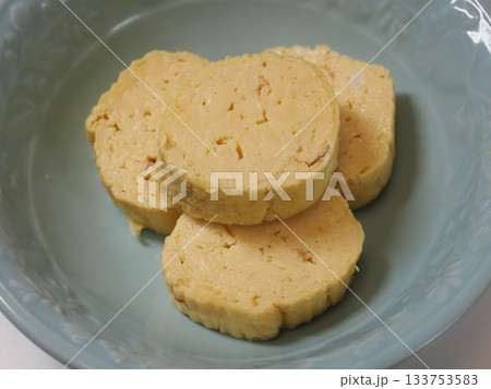 だし巻き玉子、妻の手作り家庭料理、家庭で楽しむ夕ご飯、幸せ家族 133753583