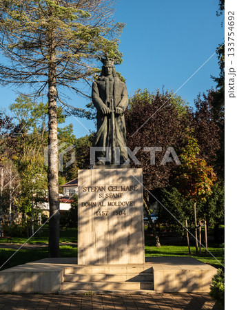 Majestic statue of Stephen the Great under clear Piatra Neamt sky Majestic statue of Stephen the Great under clear Piatra Neamt sky 133754692