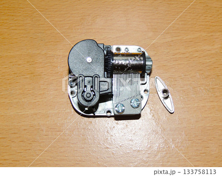 オルゴール 133758113