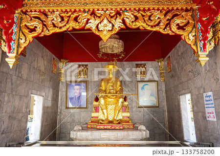 Golden memorial statue inside Wat Chana Songkhram, Bangkok Golden memorial statue inside Wat Chana Songkhram, Bangkok 133758200
