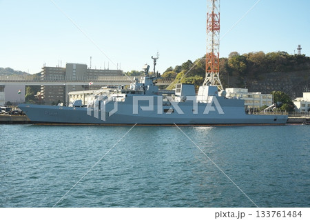 インド海軍　カモルタ級コルベット　P-29　INSカドマット 133761484