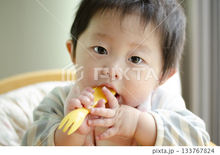 子供 子供 133767824