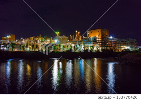 ポリプラスチックス富士工場 工場夜景 ポリプラスチックス富士工場 工場夜景 133770420