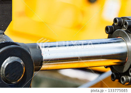 Hydraulic mechanism on modern machine 133775085