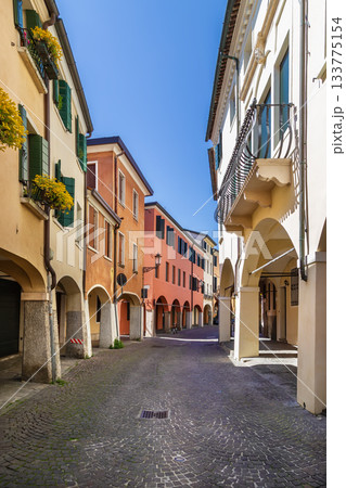 Street in Padua. Italy 133775154