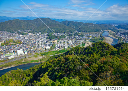 岐阜城より長良川方面の街並みを望む 133781964