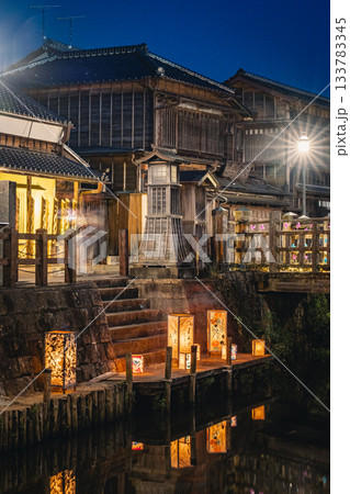小野川沿いの夕涼み灯りと佐原の町並み 小野川沿いの夕涼み灯りと佐原の町並み 133783345