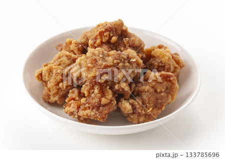 鶏の唐揚げ 133785696