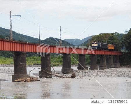 大井川鐵道 急行奥大井1号 富士ヘッドマーク 抜里駅〜川根温泉笹間渡駅 カット1 大井川鐵道 急行奥大井1号 富士ヘッドマーク 抜里駅〜川根温泉笹間渡駅 カット1 133785961