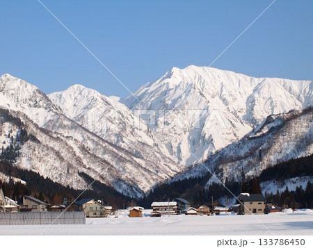 八海山冬景色の里 133786450