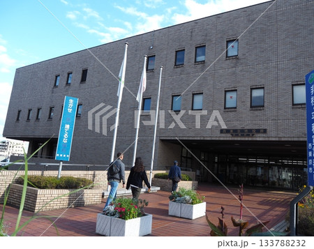 西東京市役所 田無庁舎 133788232