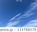 青空に浮かぶ白い雲 133788378