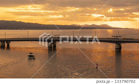 宍道湖の夕日 133790702