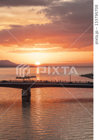 宍道湖の夕日 133790708