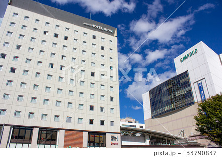 立川駅南口の賑わい 133790837