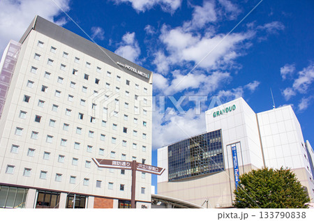 立川駅南口の賑わい 133790838