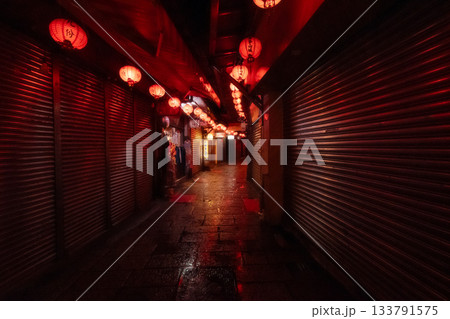 台湾 夜の九份老街 台湾 夜の九份老街 133791575