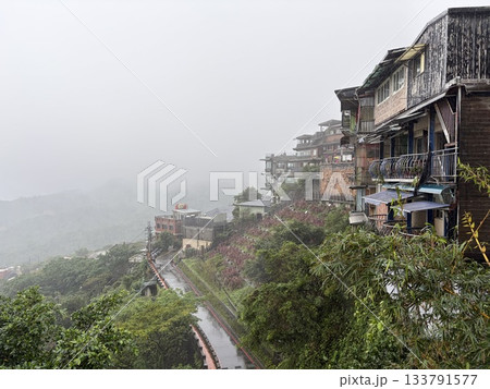台湾 雨の九份老街 台湾 雨の九份老街 133791577
