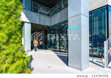 【東京都】スタイリッシュな外観の駒沢パーククォーター 133794708