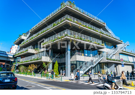 【東京都】爽やかな青空が広がる駒沢パーククォーター 133794713